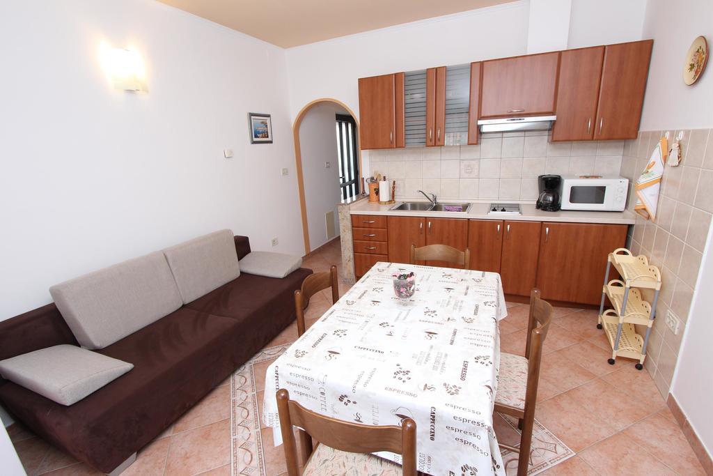 Apartments Marlina โรวีน ภายนอก รูปภาพ