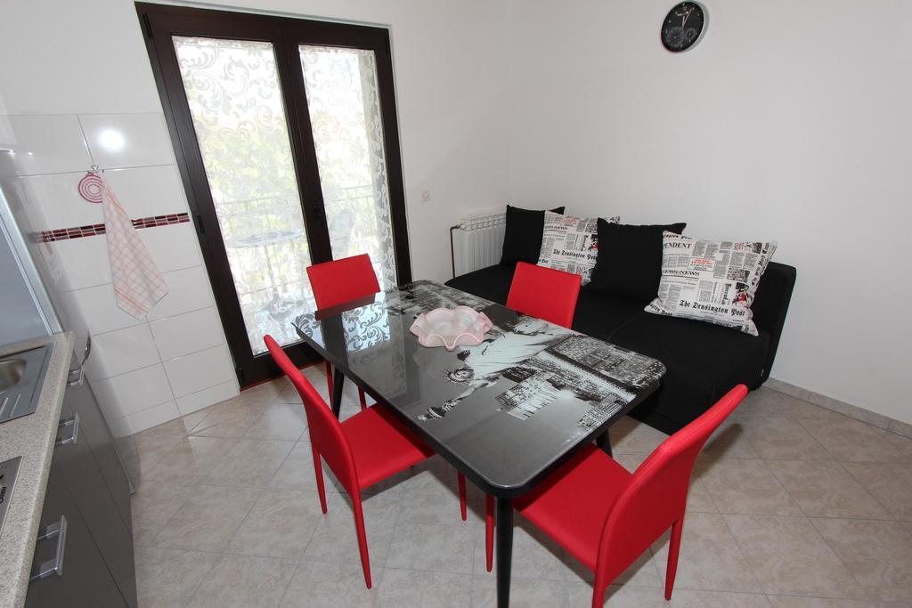 Apartments Marlina โรวีน ภายนอก รูปภาพ