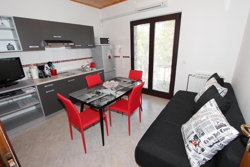 Apartments Marlina โรวีน ภายนอก รูปภาพ